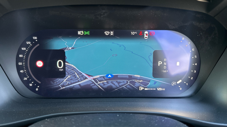 Volvo XC40 2.0 B3P Plus Black Edition 5dr Auto Petrol Estate